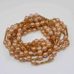 Alternative view of Baya Bouli