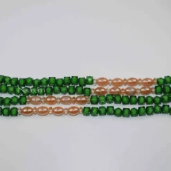 Alternative view of Baya Aziza vert