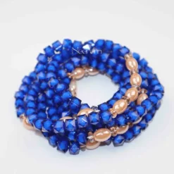 Alternative view of Baya Aziza bleu