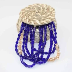 Alternative view of Baya Nuru bleu marine